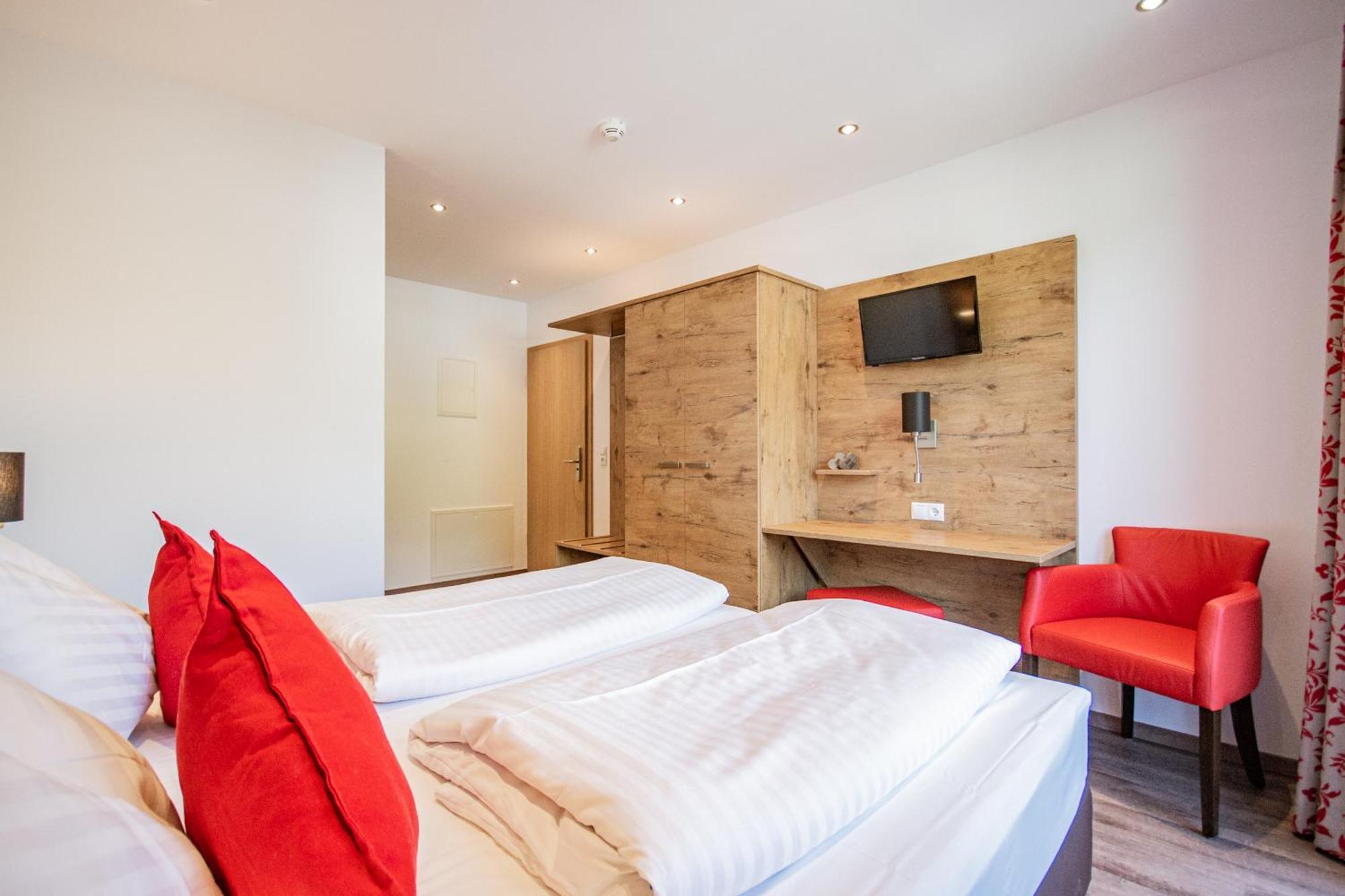 שטיינבאך אם ברנר Hotel Wilder Mann חדר תמונה