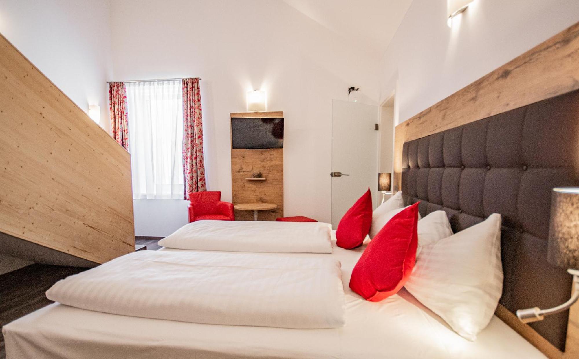שטיינבאך אם ברנר Hotel Wilder Mann חדר תמונה