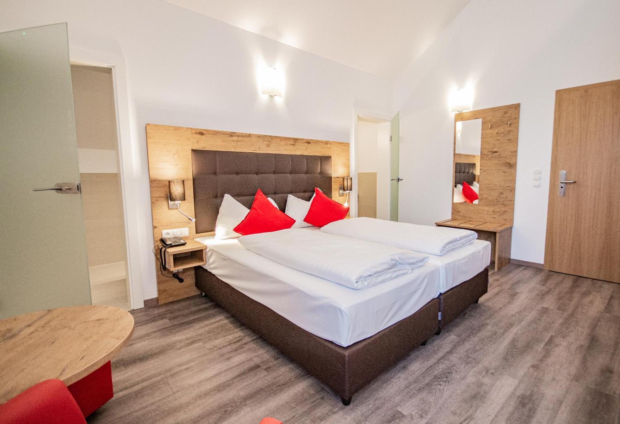 שטיינבאך אם ברנר Hotel Wilder Mann חדר תמונה